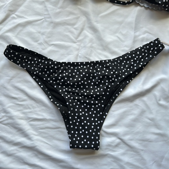 Victoria’s Secret Zuma Bikini 36D Top & Large Bottoms Set Black White Polka Dot - Picture 12 of 16